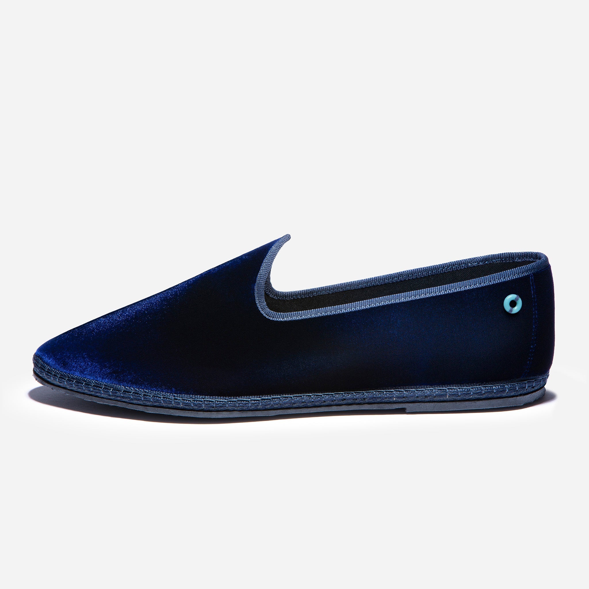 Friulane Wilde uomo in velluto tuxedo, vista frontale